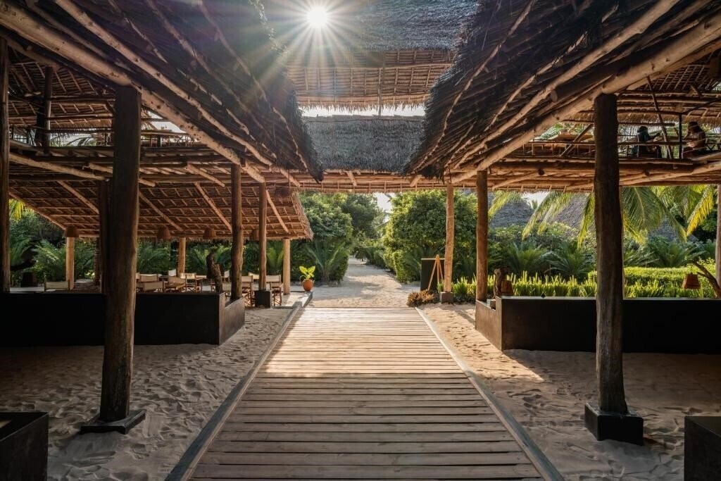 Территория Mwezi Zanzibar 3*