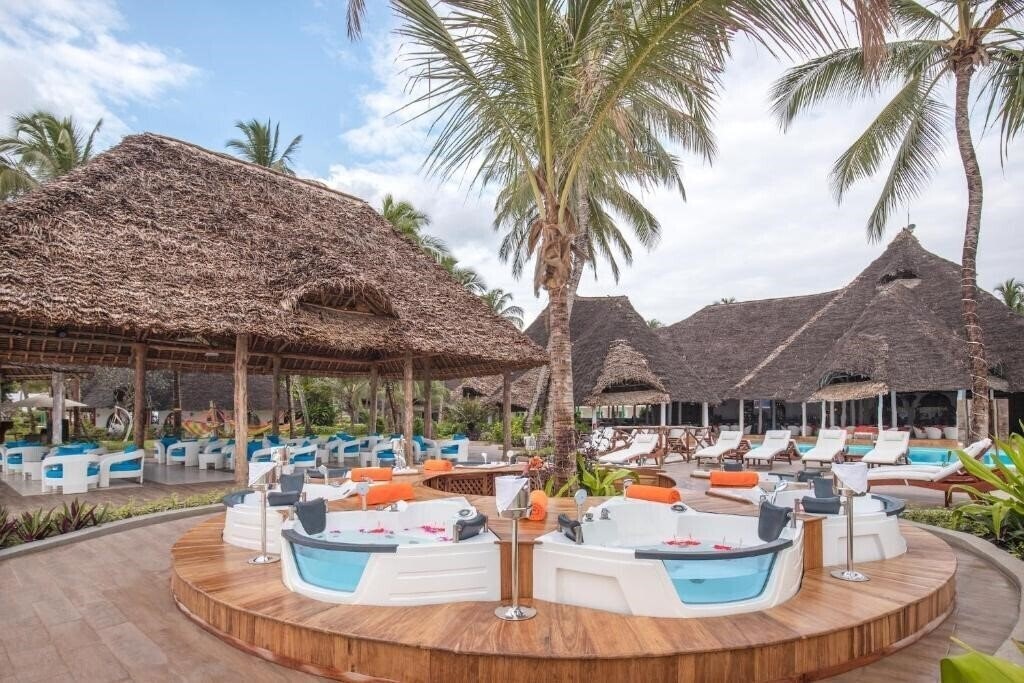 Панорама Kiwengwa Beach Resort 5*