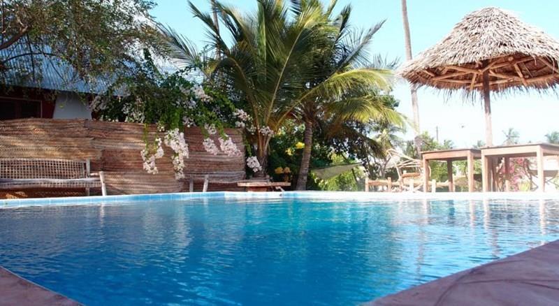 Готель Paje Hotel 3*