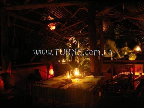 Апартаменти Bellevue Guesthouse Zanzibar гостиный двор