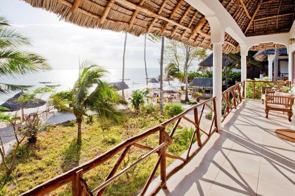 Апартаменти Blue Oyster 3*