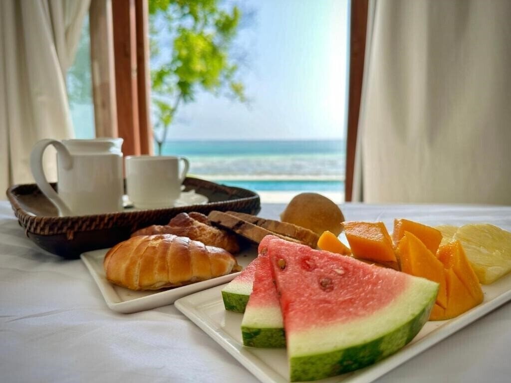 Апартаменты Karafuu Beach Resort & Spa (ex. Karafuu Hotel) 5*