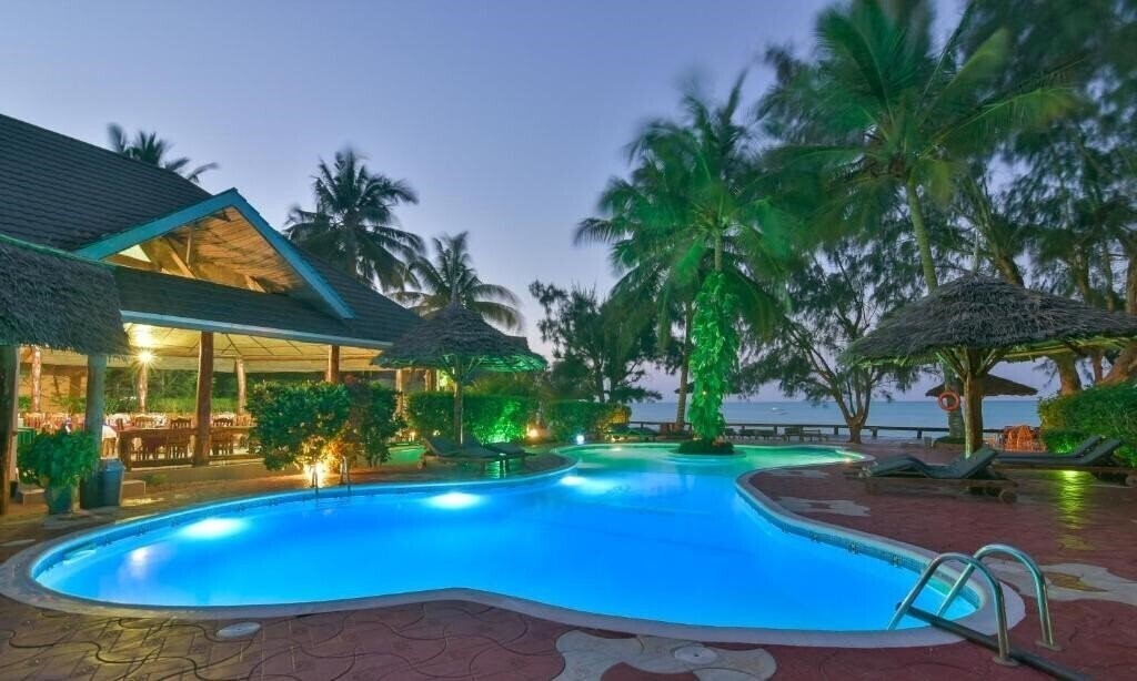 Фотография Mnarani Beach Cottages 4*