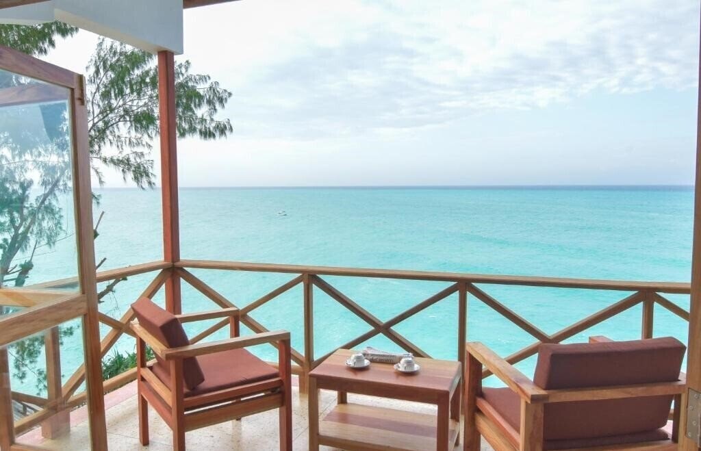 Территория Mnarani Beach Cottages 4*