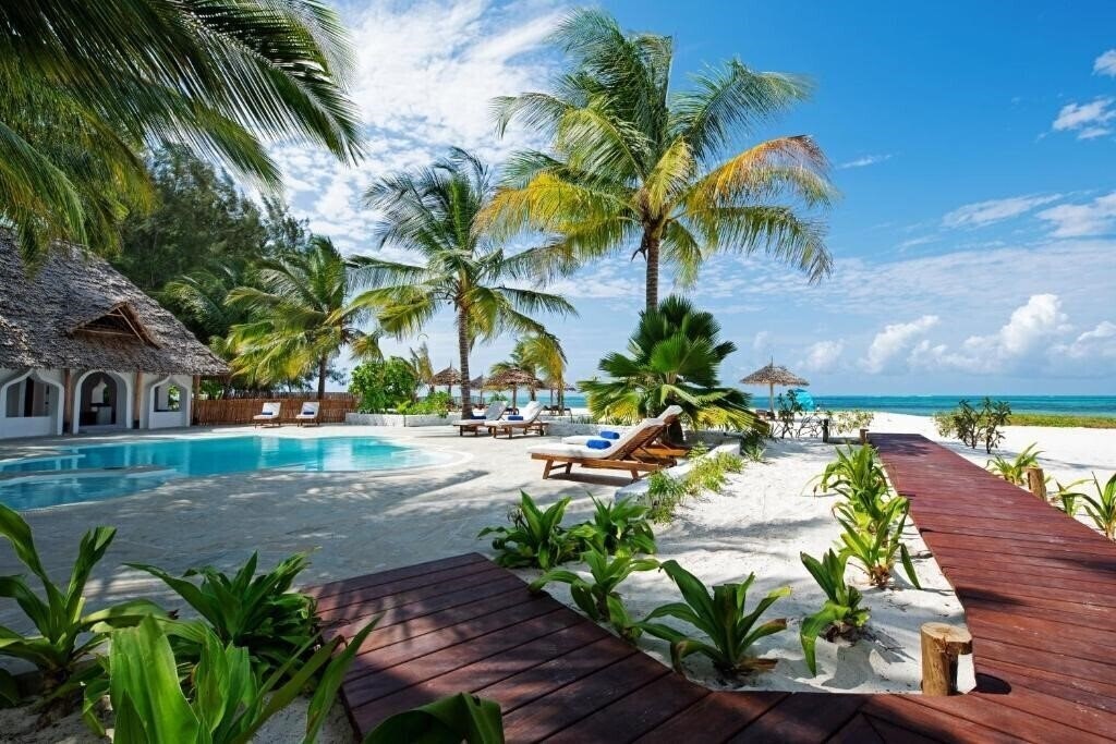 Панорама Amani Boutique Hotel 4*