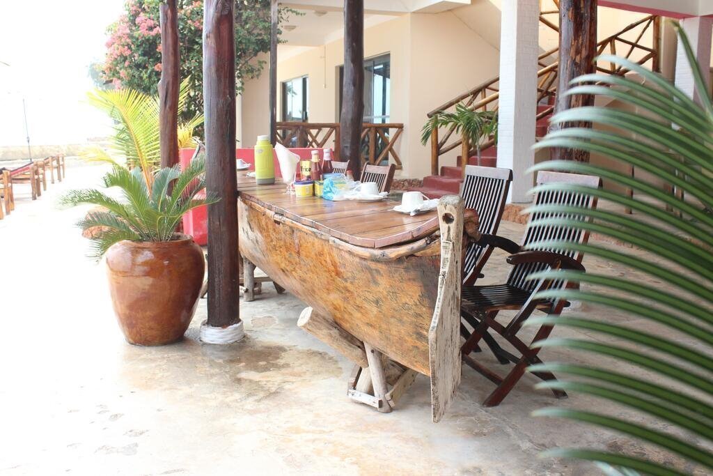 Апартаменты Faridu Beach Bungalows 3*