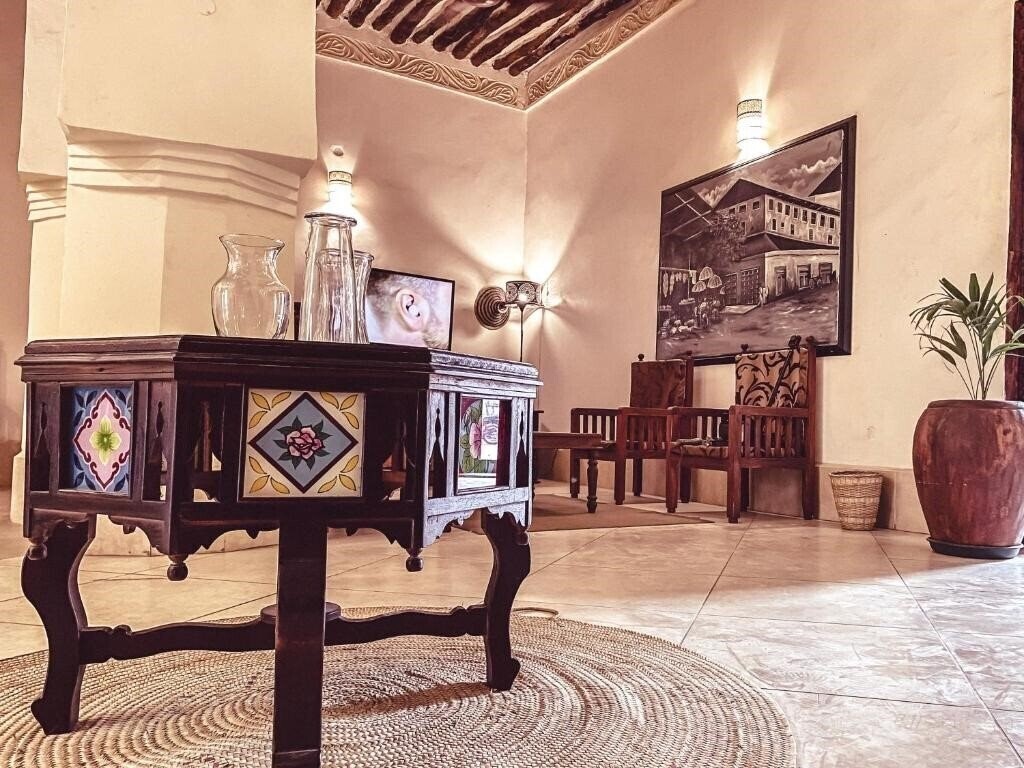 Апартаменты Smile Stone Town Hotel 3*