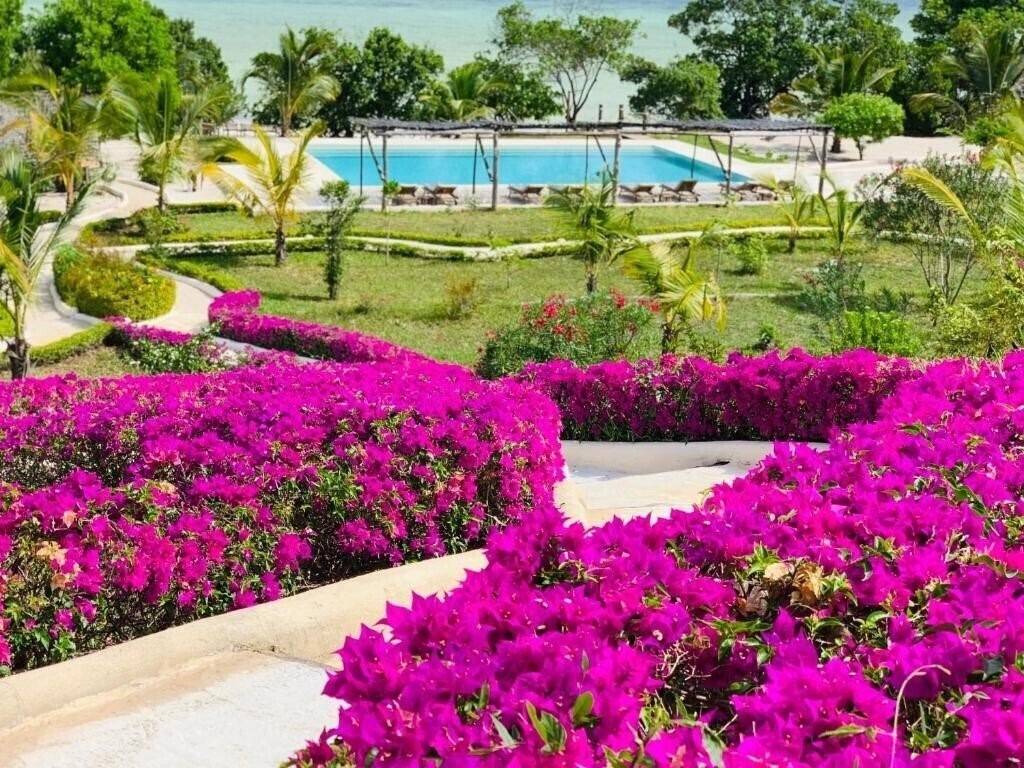 Панорама Jua Retreat 3*