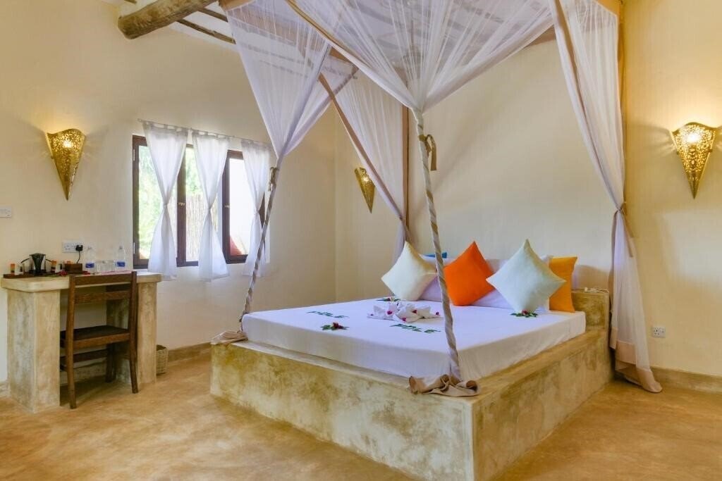 Фото Zanzibar Pearl Boutique Hotel & Villas 4*