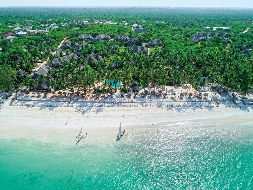Отель Vera Club The Zanzibar Village 4*