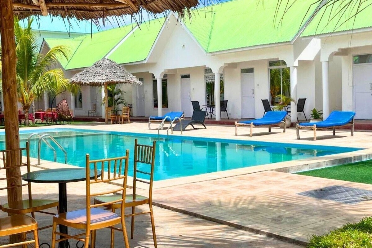 Готель Sunrise Villa 3*