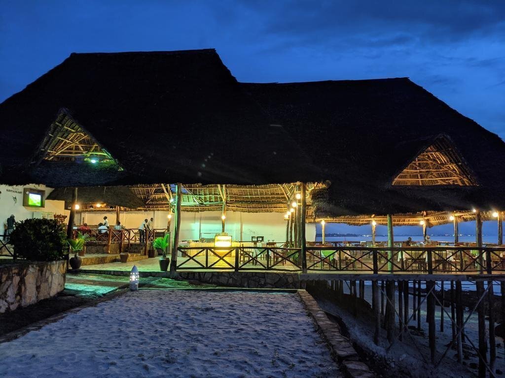 Картинка Amaan Ocean Kihinani 3*