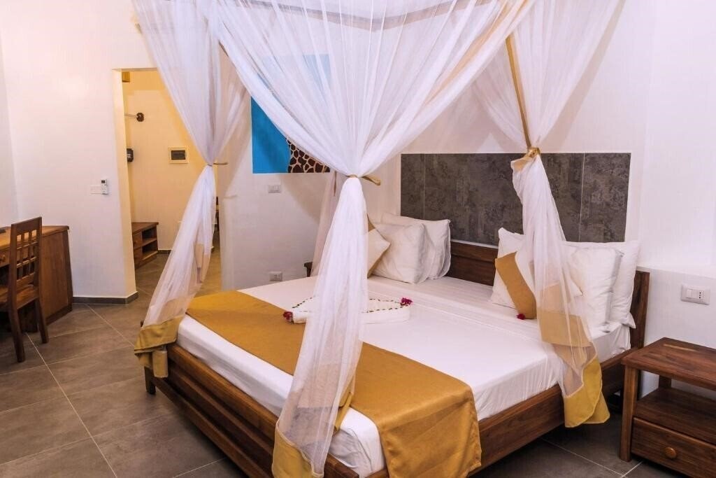 Территория SBH Kilindini Resort 5*