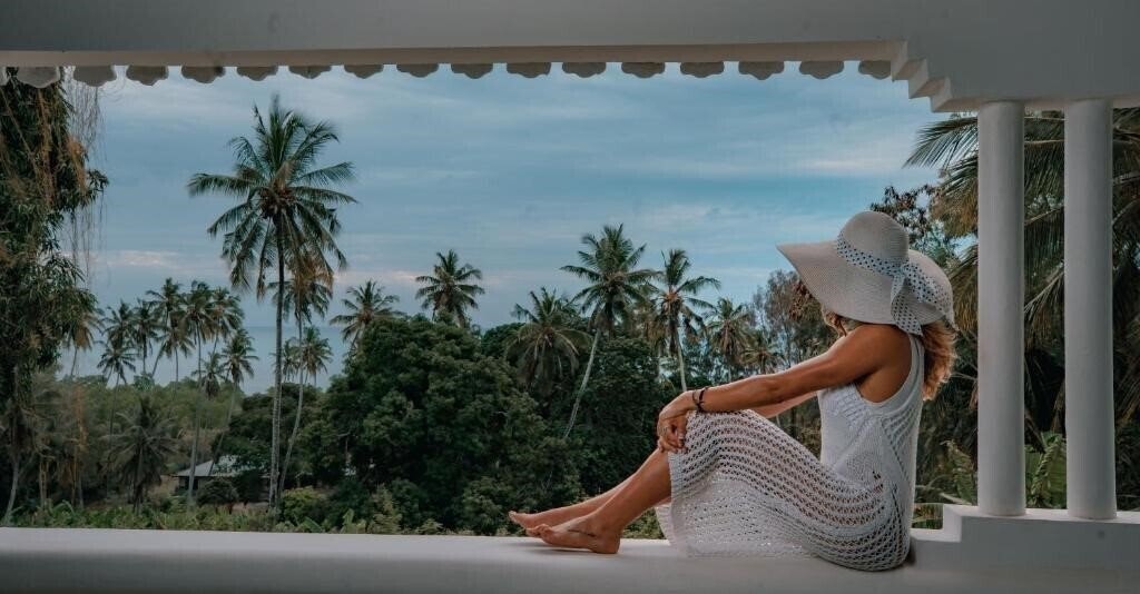 Территория The Manor House 4*