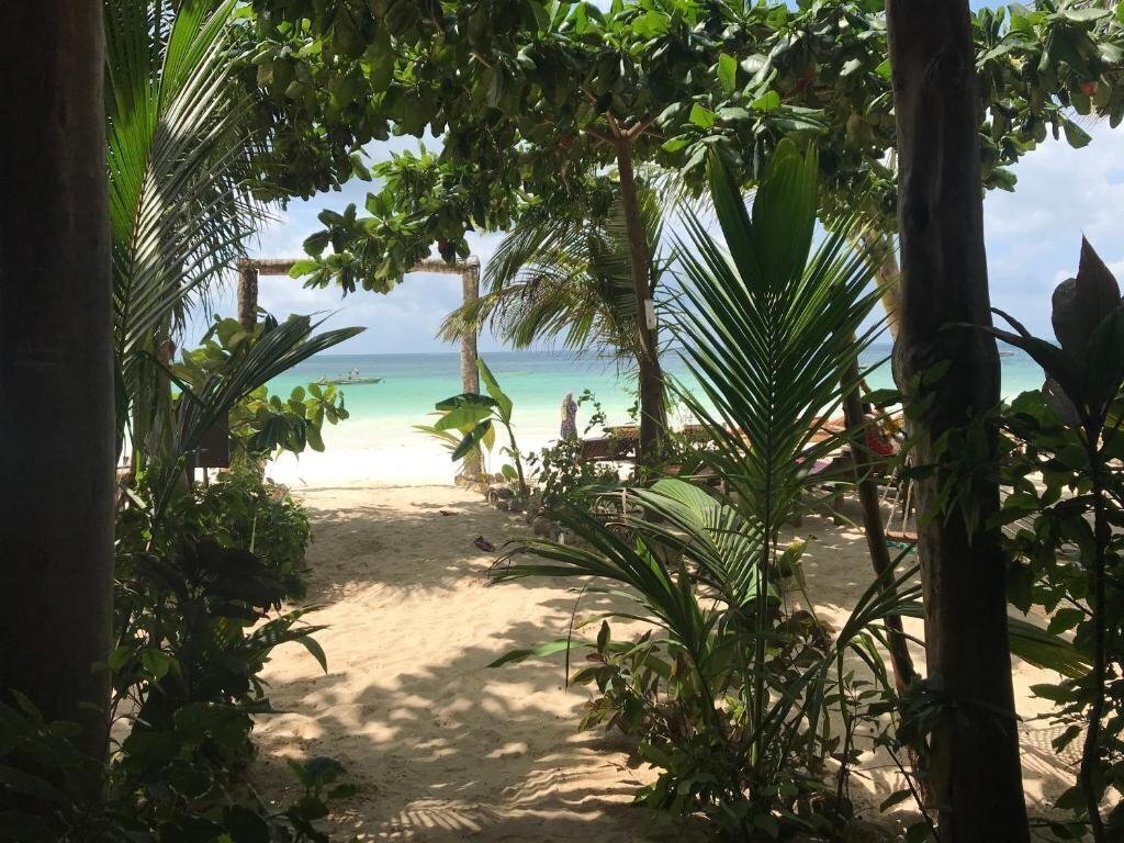 Панорама Mobydick Lodge Kiwengwa 3*