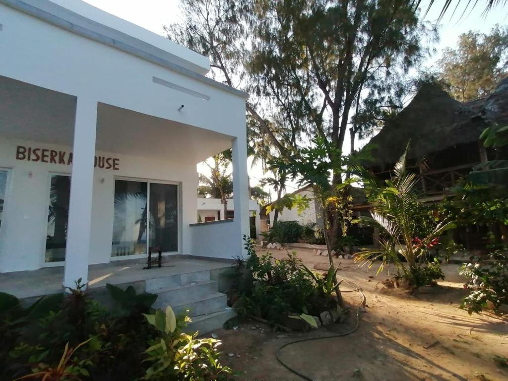 Вид Mobydick Lodge Kiwengwa 3*