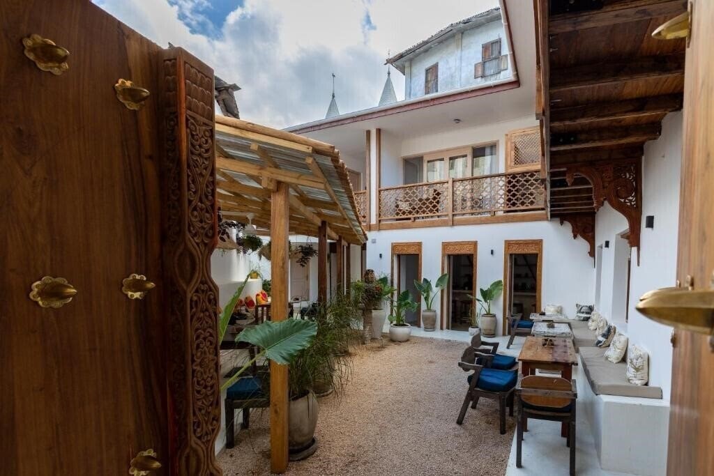 Отель Sharazad Wonders Boutique Hotel 4*