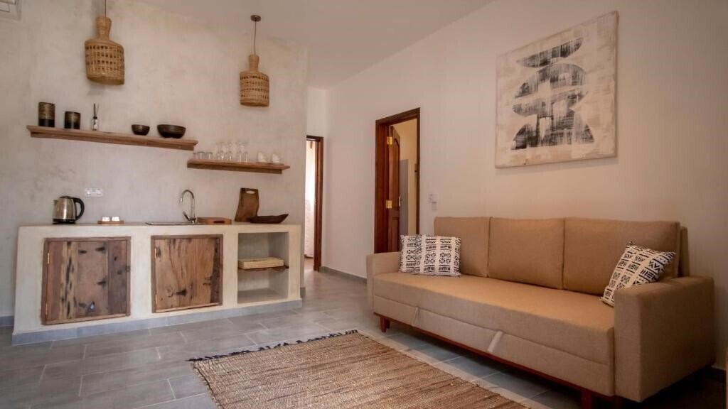 Апартаменти Tamu Tamu Boutique Hotel 4*