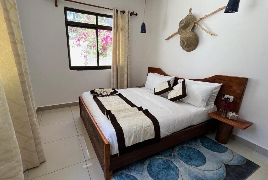 Апартаменты Bianco Azzurro 2*