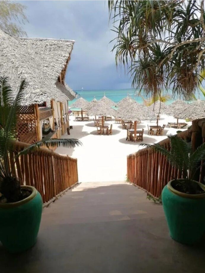 Апартаменти Mano Kendwa Beach 3*