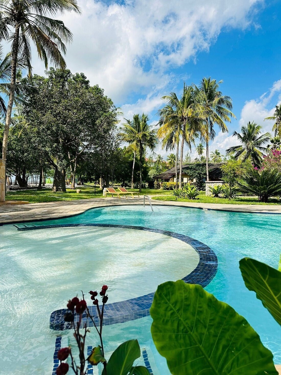 Отель Palumbo Mnemba View Resort 4*