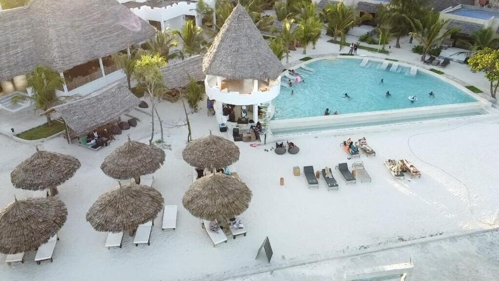 Апартаменти Jambo Resort By Mambo Hotels 4*