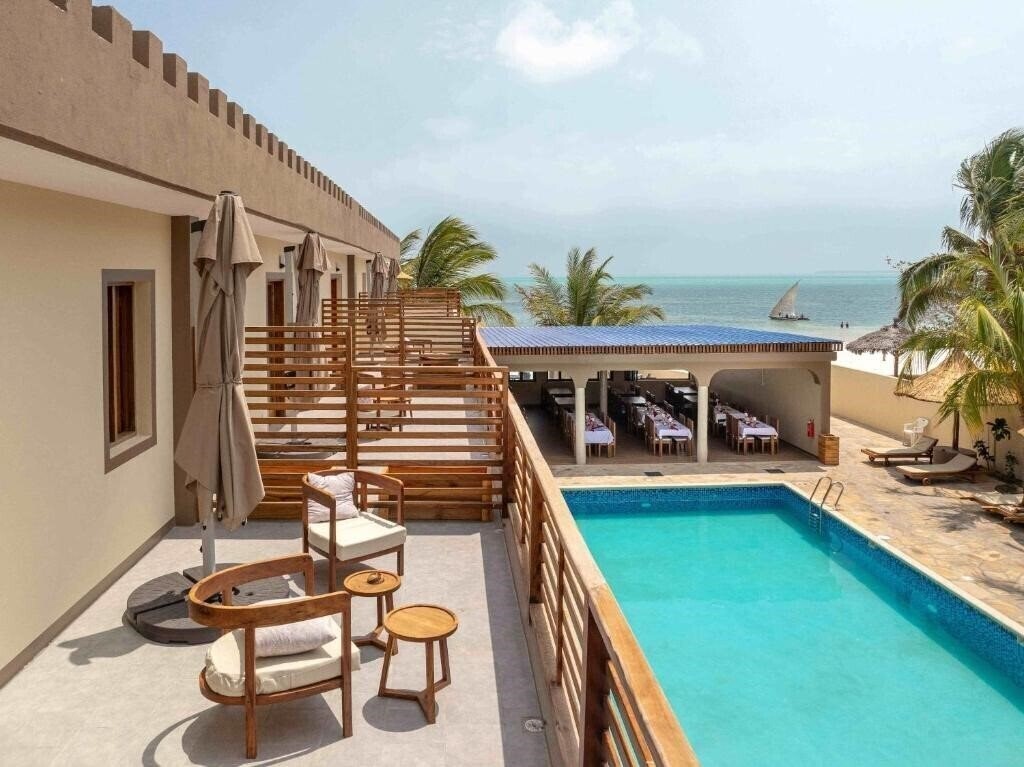 Территория Blackstone Beach Resort 4*