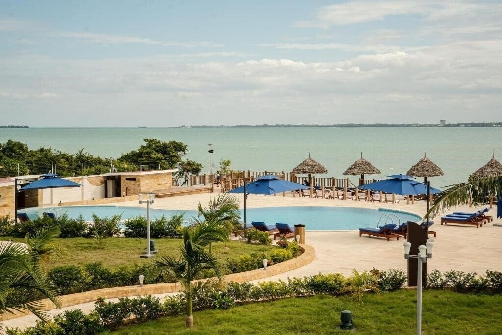 Фотографія Treetop by Eight Continents 5*