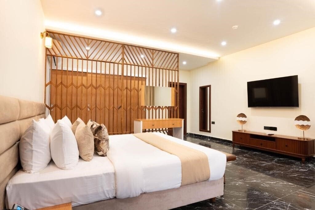 Територія Treetop by Eight Continents 5*