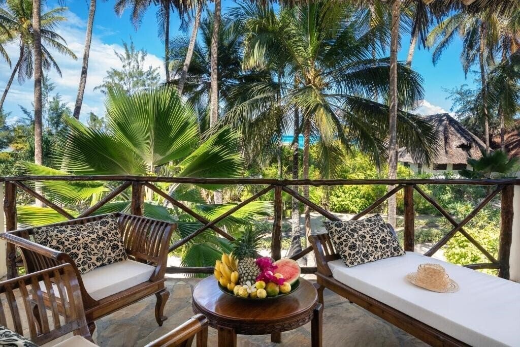Панорама Next Paradise Boutique Resort 4*