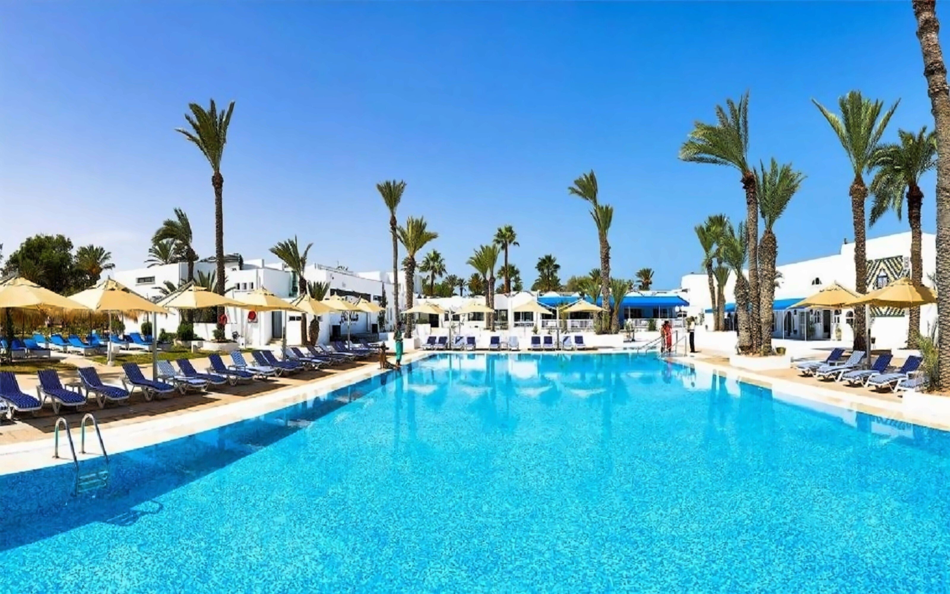 Вид Hari Club Beach Resort 4*