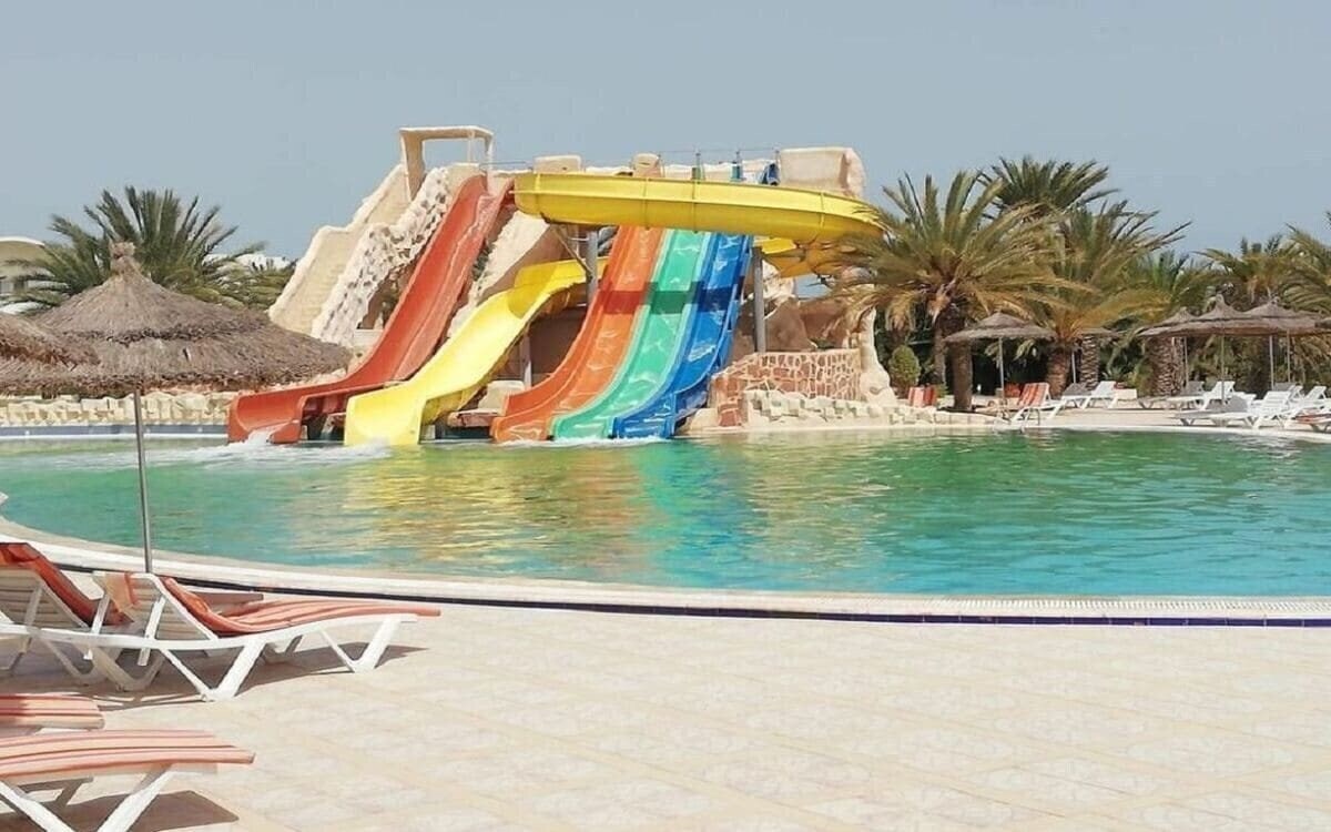 Апартаменты Baya Beach Aqua Park (ex. Les Quatres Saisons ) 3*