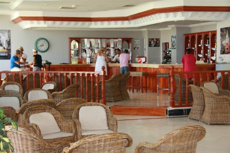 Апартаменты Diana Beach Hotel (ex. Eden Beach) 4*