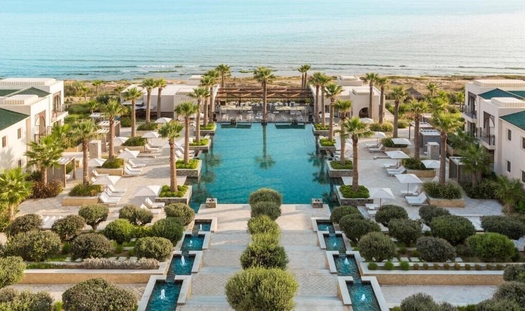 Отель Four Seasons Hotel Tunis 5*