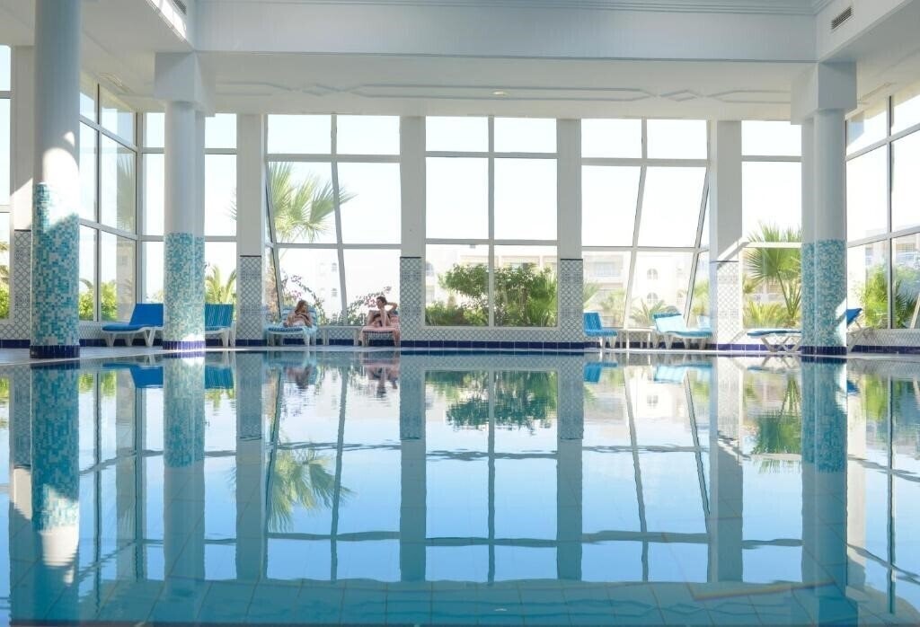 Вид Vincci Marillia 4*