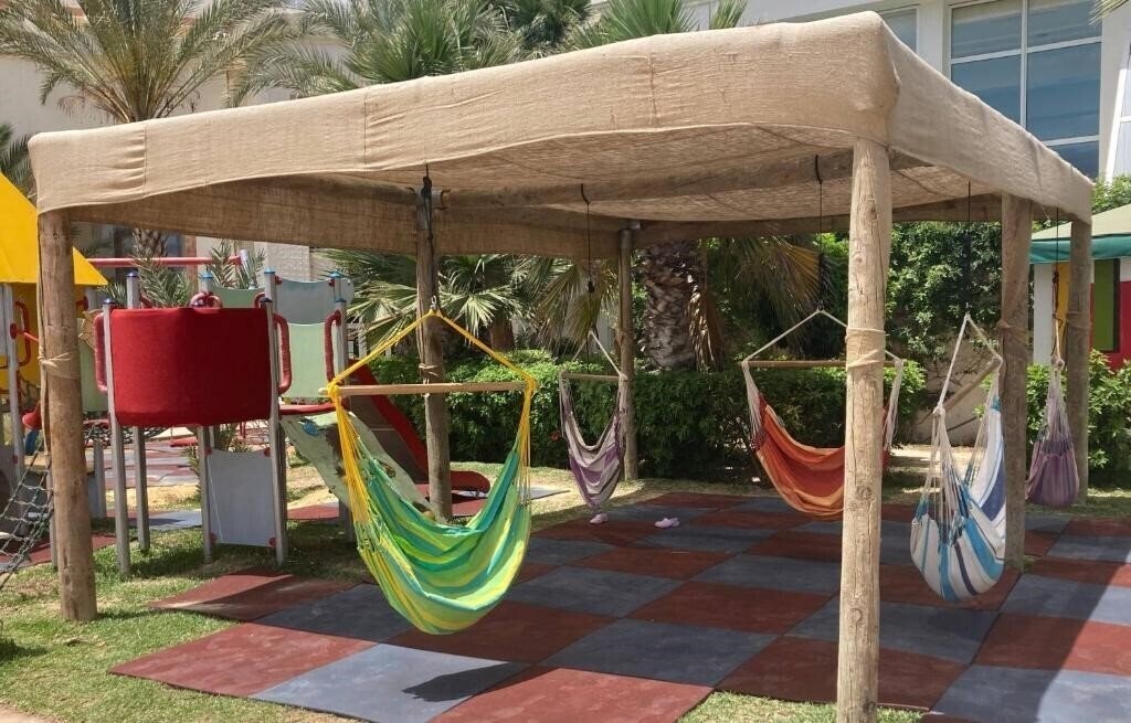 Панорама Vincci Marillia 4*