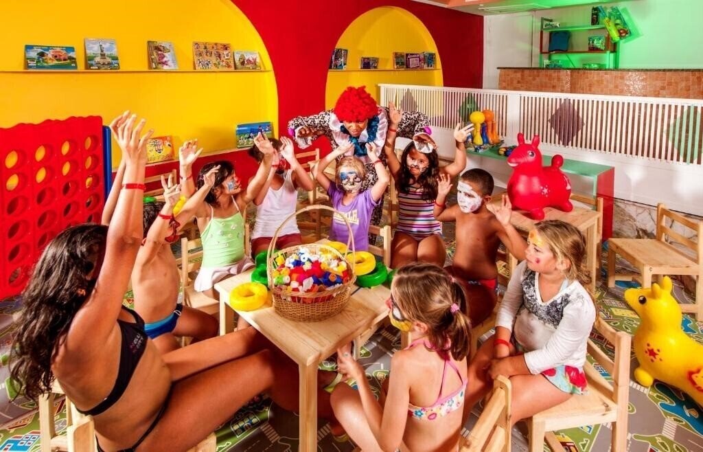 Изображение Vincci Marillia 4*