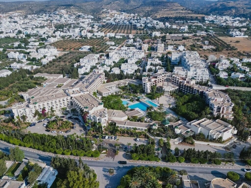 Картинка Nahrawess Resort & Thalasso 4*
