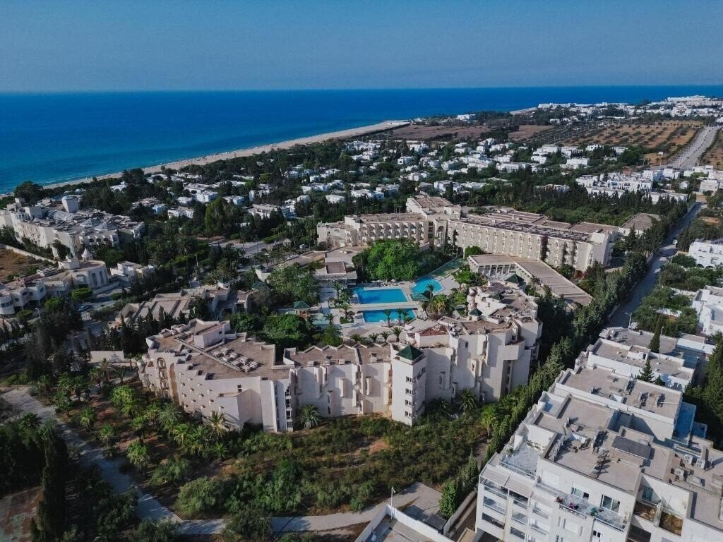Территория Nahrawess Resort & Thalasso 4*
