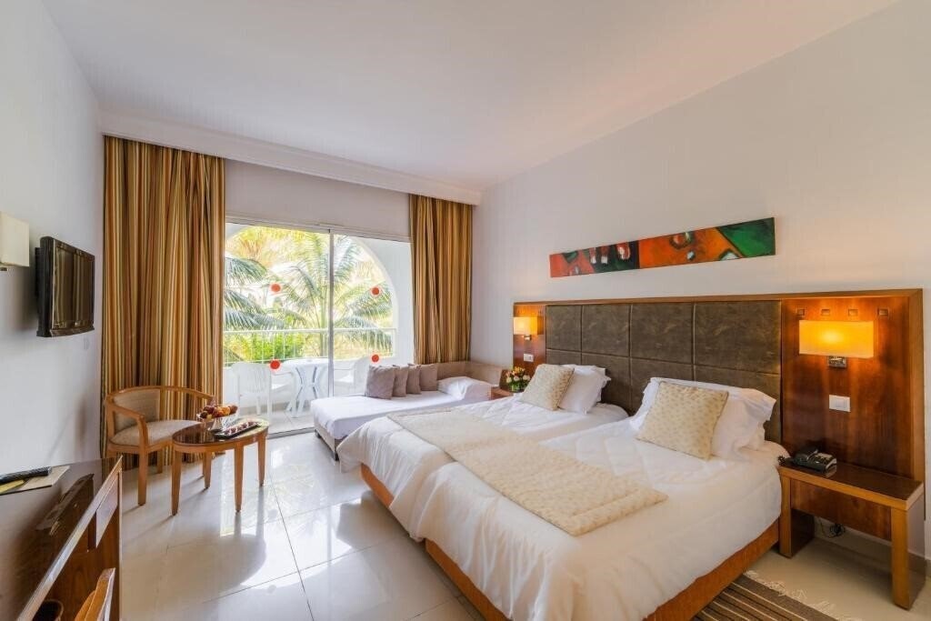 Картинка Novostar Khayam Garden Beach & SPA 4*