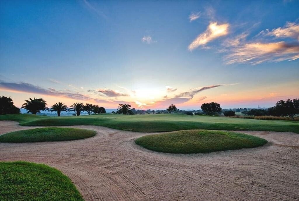 Вид Phenicia Hotel (ex. Phenicia Hotel) 4*