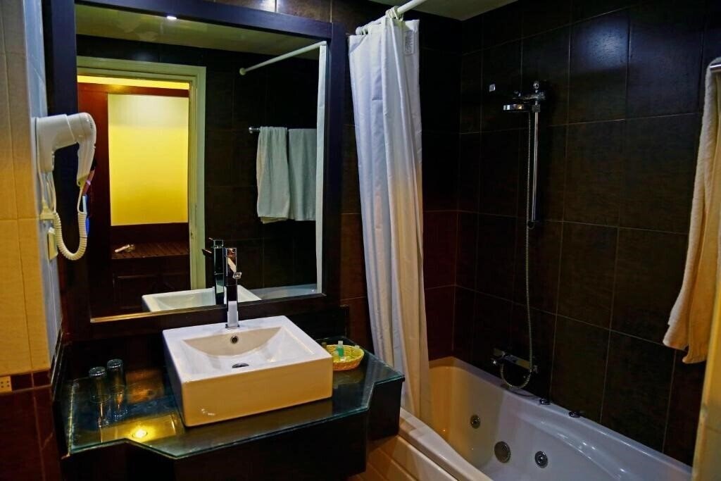 Територія Hello Yasmine 4*