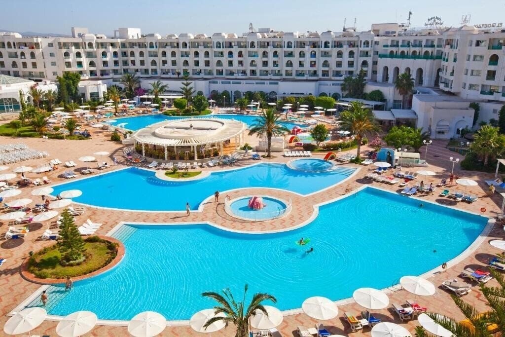 Отель El Mouradi El Menzah 4*