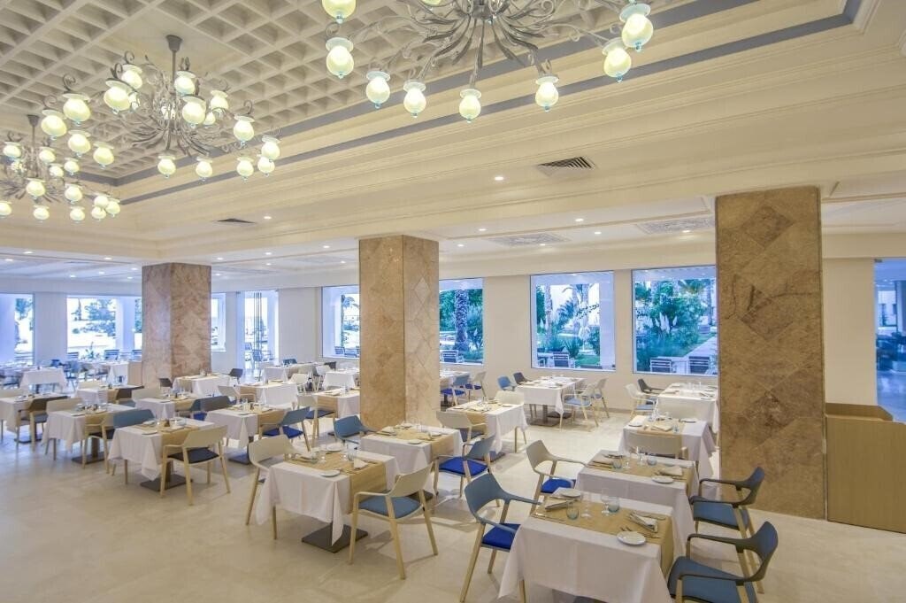 Изображение Royal Azur Thalasso Golf 5*