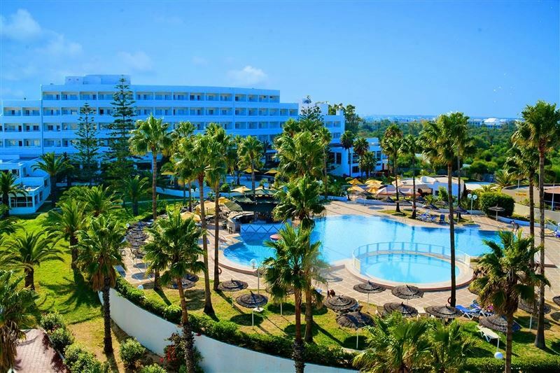 Отель Club Tropicana 3*