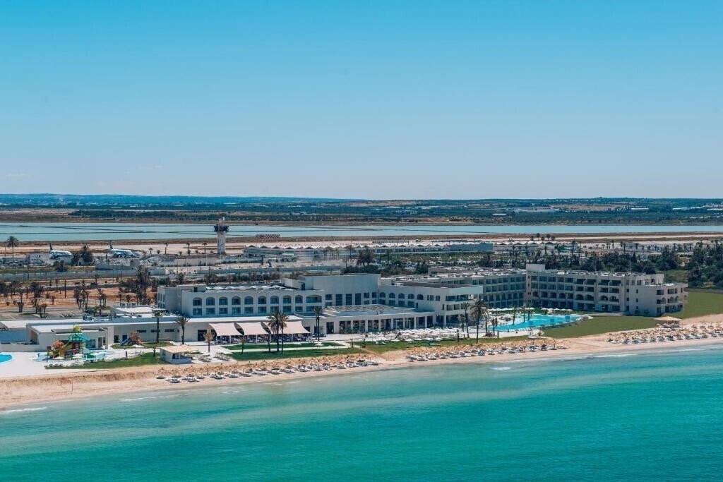 Готель Iberostar Selection Kuriat Palace 5*