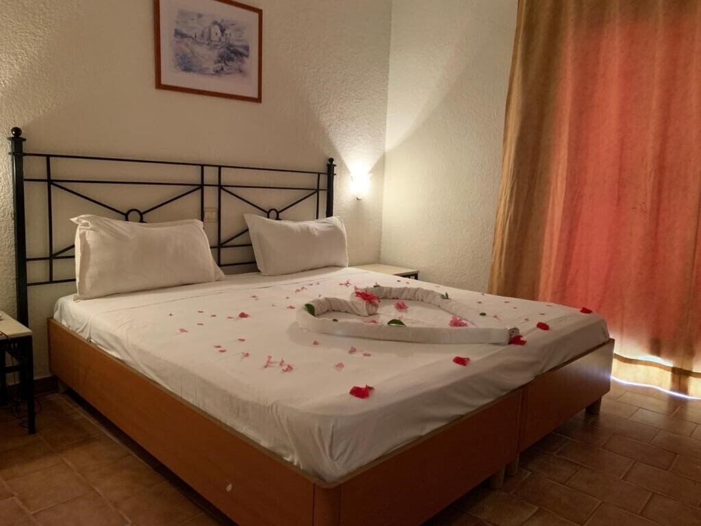Территория Palmyra Beach 3*