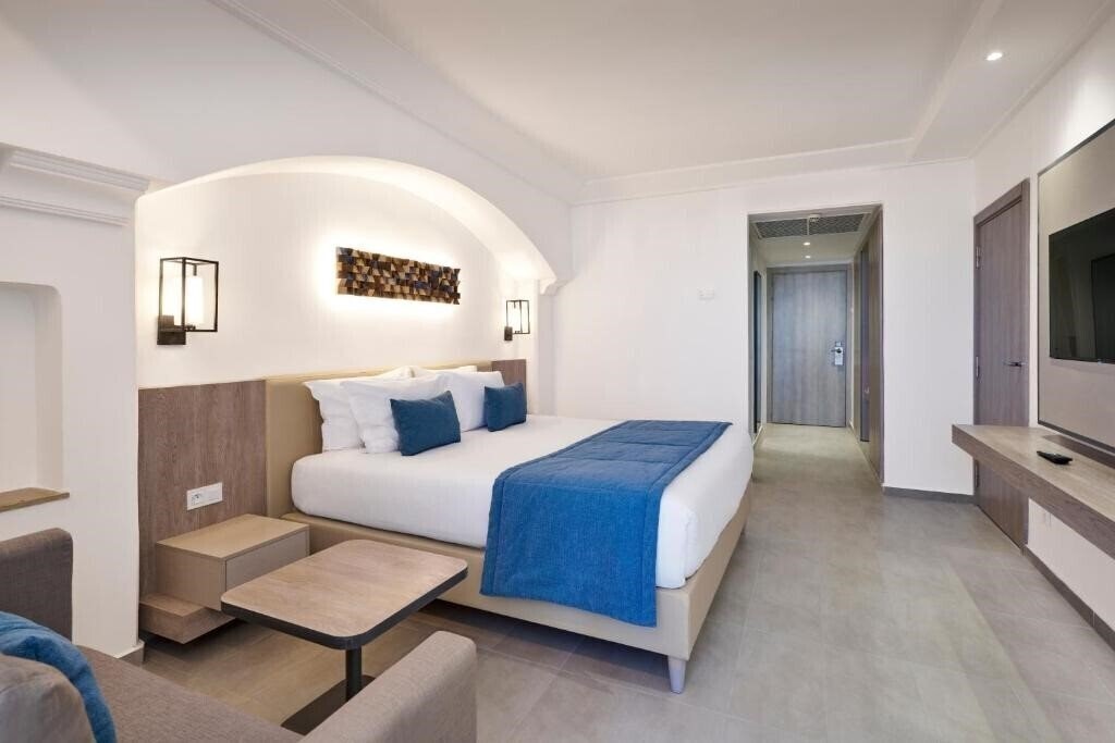 Вид Tui Suneo Royal Kenz 4*