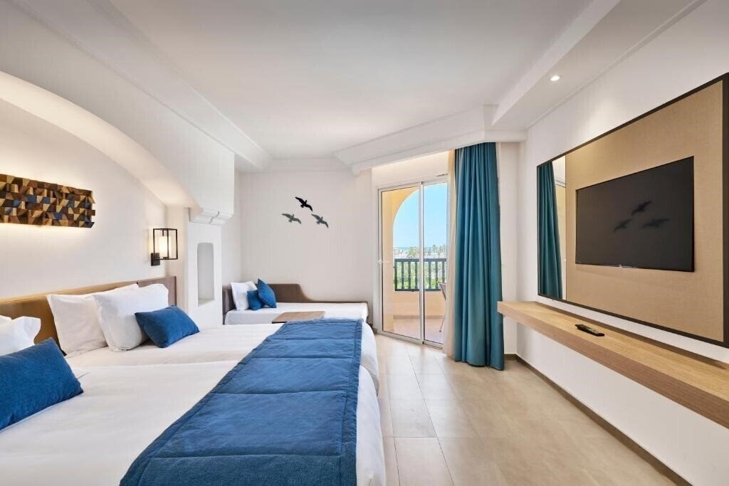 Апартаменты Tui Suneo Royal Kenz 4*