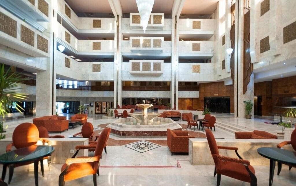 Вид Orient Palace 5*